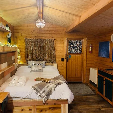 Fancy Fireflies Cabin Hayward Esterno foto