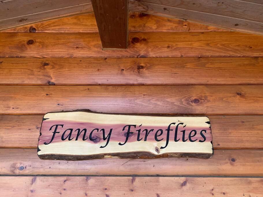 Fancy Fireflies Cabin Hayward Esterno foto