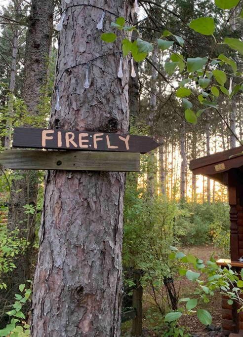 Fancy Fireflies Cabin Hayward Esterno foto