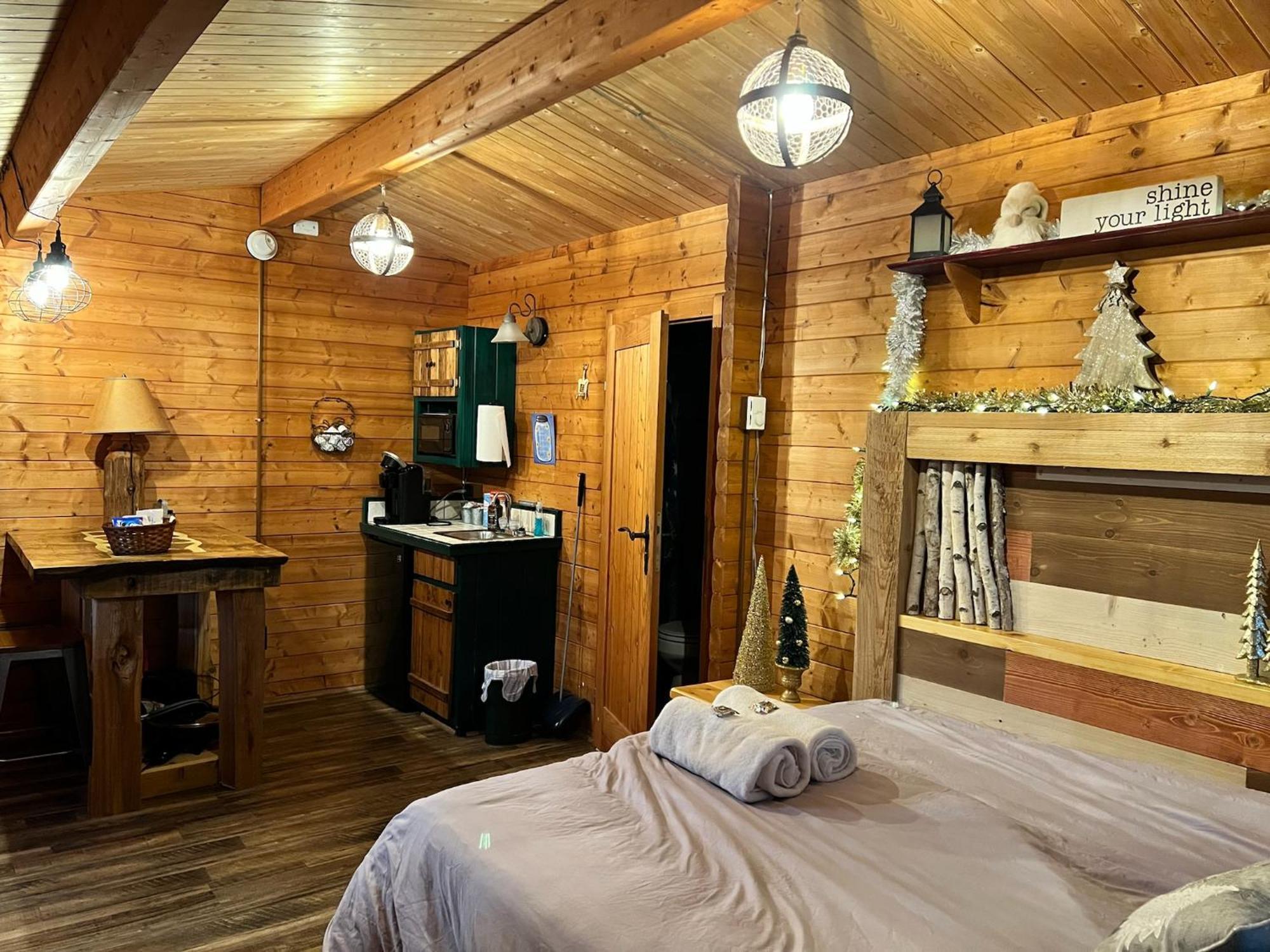 Fancy Fireflies Cabin Hayward Esterno foto